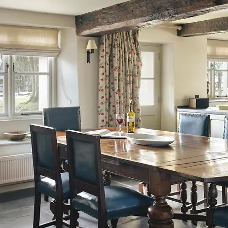 High Lindeth * Bowness-on-Windermere