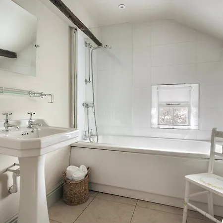 High Lindeth * Bowness-on-Windermere